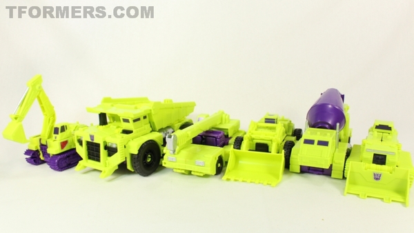 Transformers Titan Devastator Combiner Wars Hasbro Edition  (108 of 110)